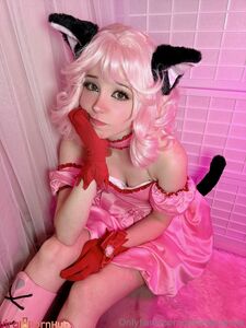 Belle Delphine Ichigo Momomiya Cosplay Pussy Spread Onlyfans Album