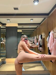 OnlyFans cutie All About Diana takes selfies of her incredible curves in a solo