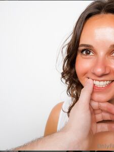 Super cute KillTony comedian Leyla Ingalls go follow and show some love!