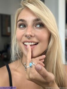 Dani Fae aka TheDanii exclusive onlyfans leaked nudes